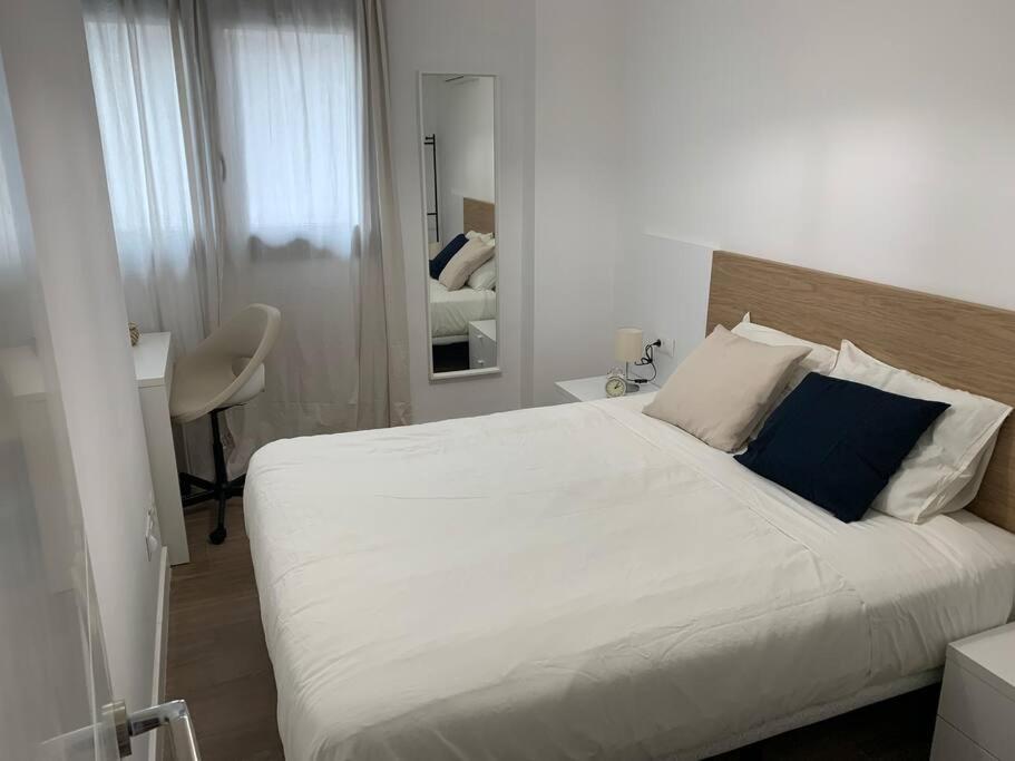 Apartamento Central A Algeciras Luaran gambar